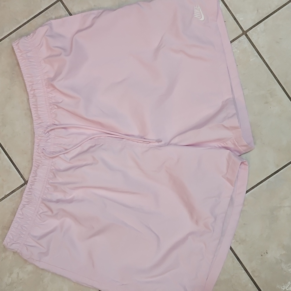 Men's Nike Pink Athletic Shorts Lightweight Design